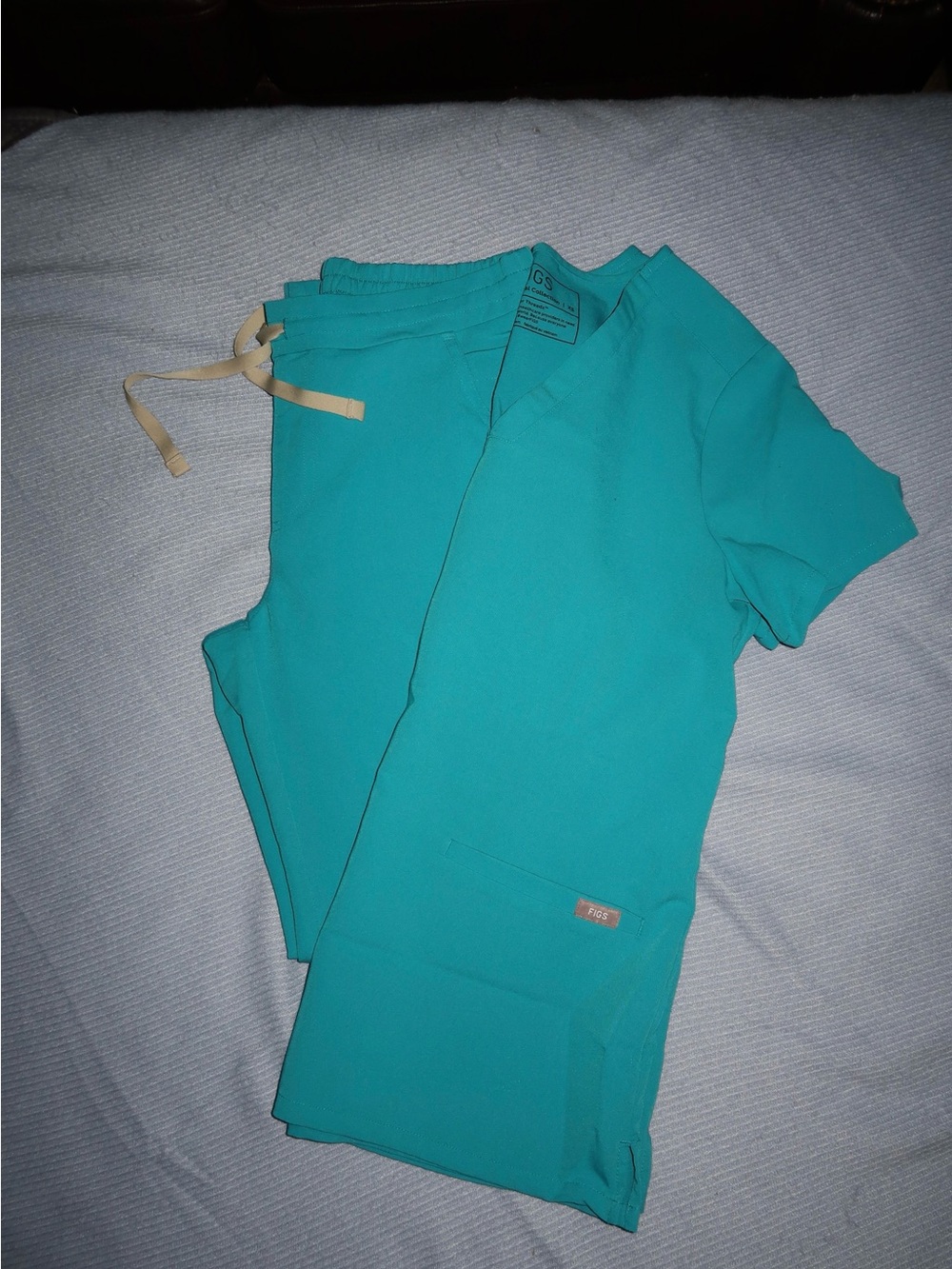 Women’s FIGS Teal Scrub Set Size XS